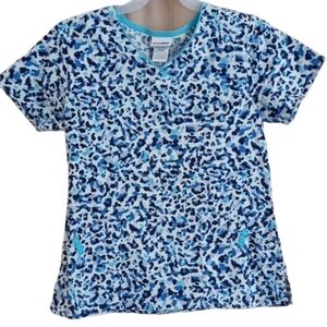 Scrubstar small scrub top blue leopard print